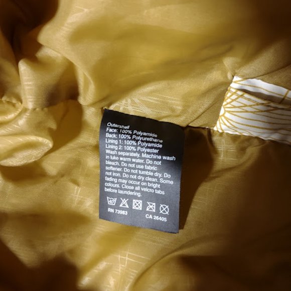 Helly Hansen, Helly Tech® Fabric Technology, Anorak, Size XL - Picture 10 of 16